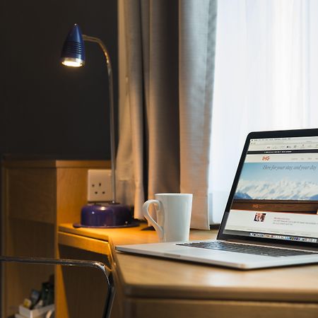 Holiday Inn Express Stoke-On-Trent By Ihg Dış mekan fotoğraf