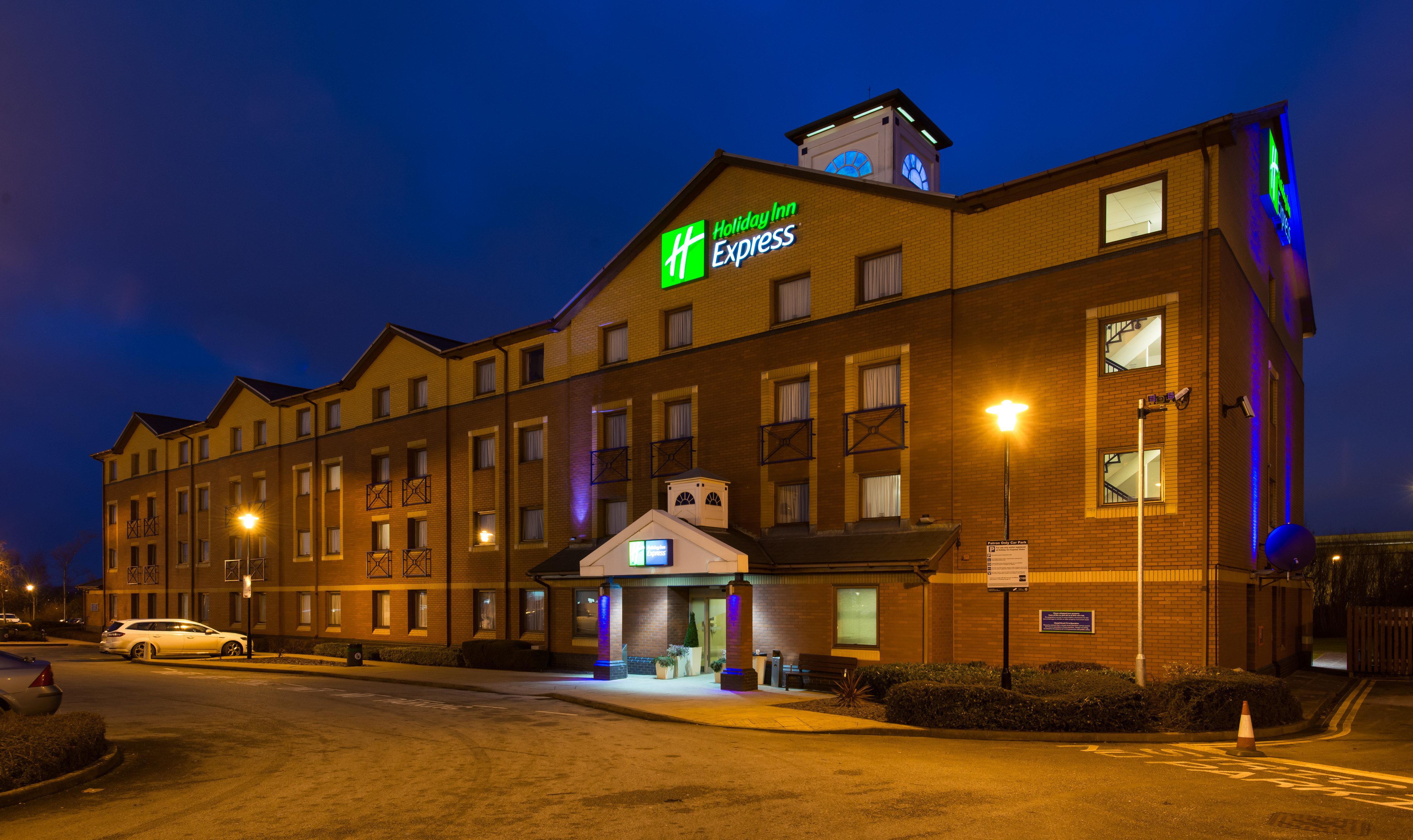 Holiday Inn Express Stoke-On-Trent By Ihg Dış mekan fotoğraf