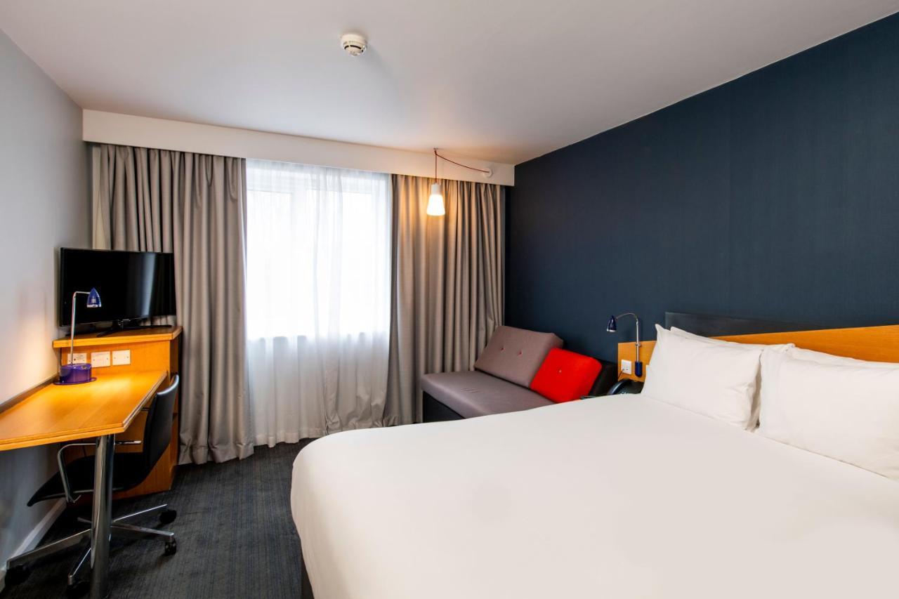 Holiday Inn Express Stoke-On-Trent By Ihg Dış mekan fotoğraf