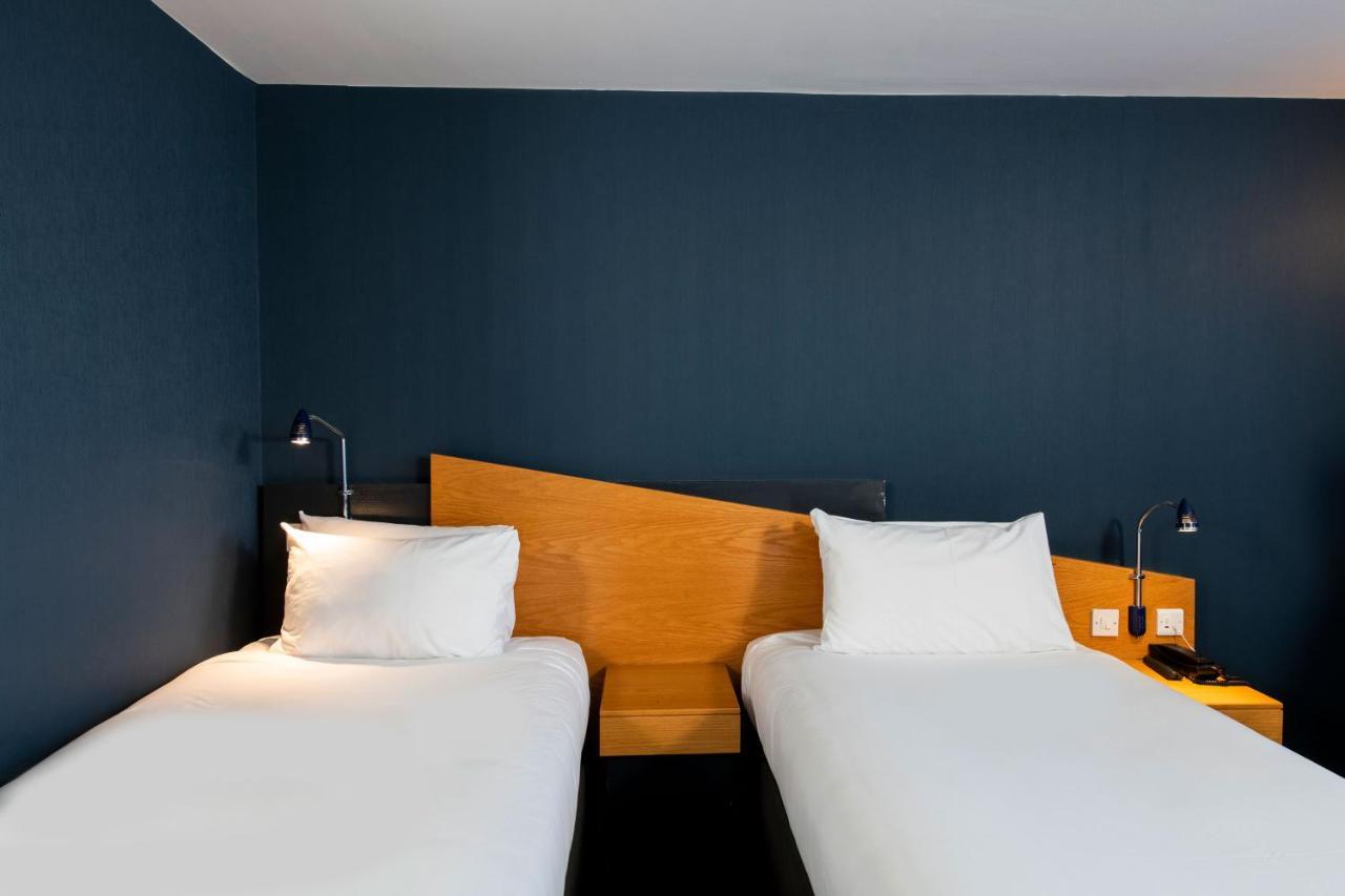 Holiday Inn Express Stoke-On-Trent By Ihg Dış mekan fotoğraf
