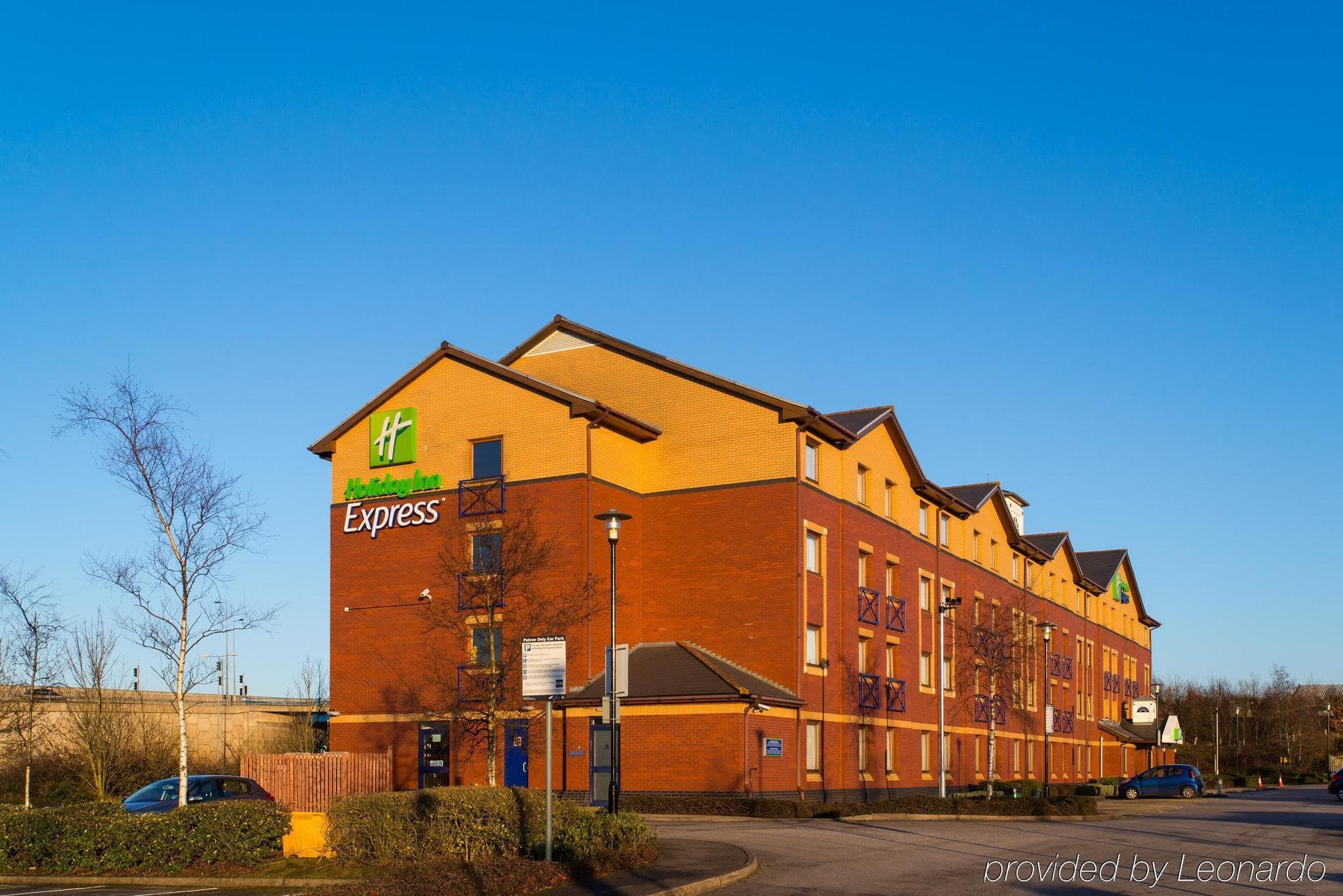 Holiday Inn Express Stoke-On-Trent By Ihg Dış mekan fotoğraf