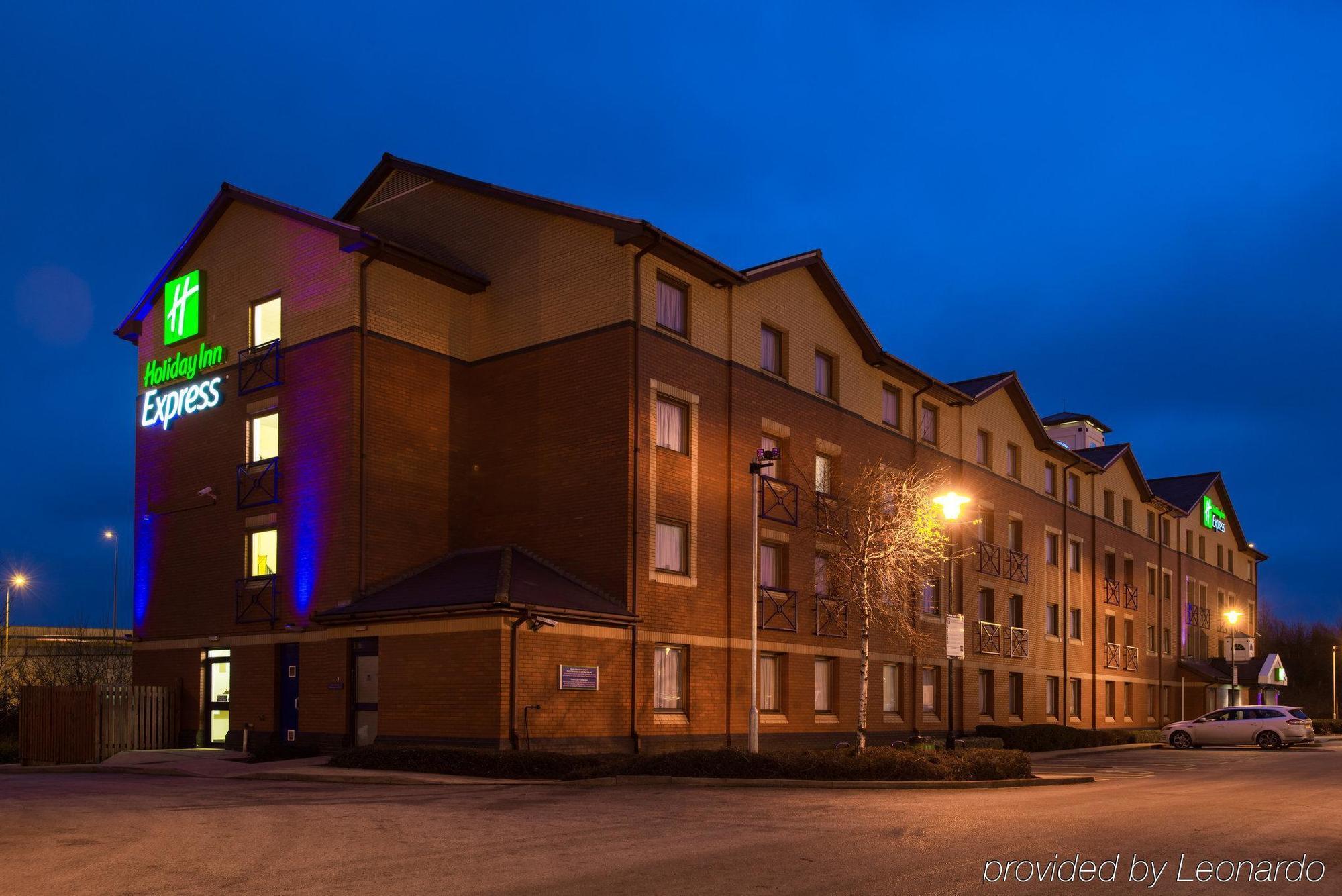 Holiday Inn Express Stoke-On-Trent By Ihg Dış mekan fotoğraf