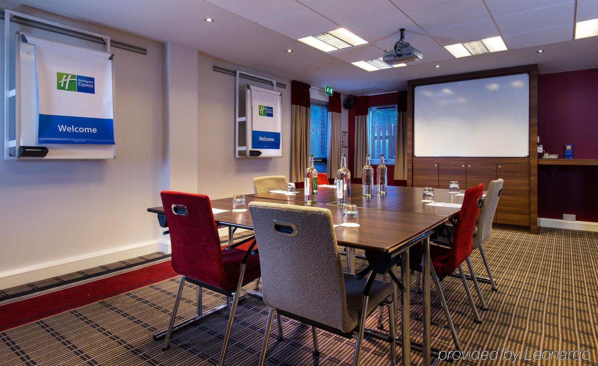 Holiday Inn Express Stoke-On-Trent By Ihg Dış mekan fotoğraf