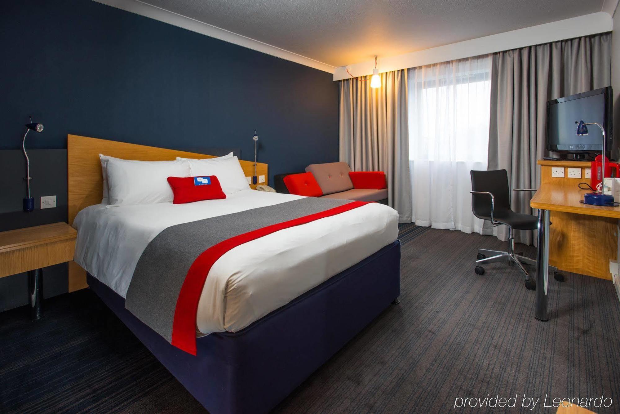 Holiday Inn Express Stoke-On-Trent By Ihg Dış mekan fotoğraf