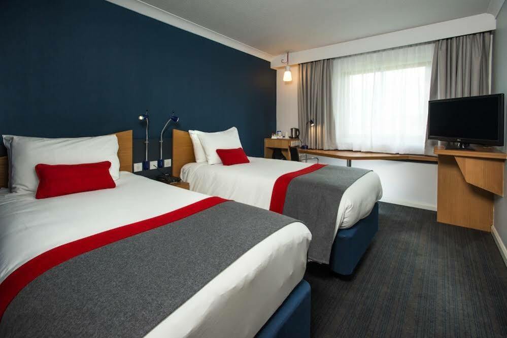 Holiday Inn Express Stoke-On-Trent By Ihg Dış mekan fotoğraf